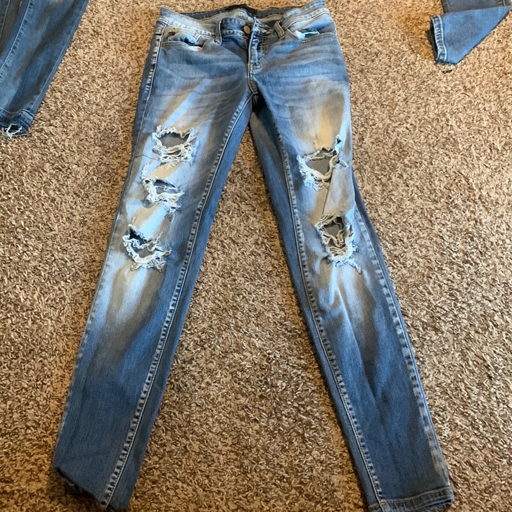 Ripped jeans for 15$ fast shipping